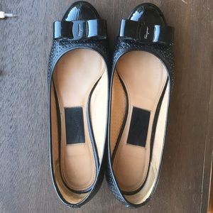 Salvatore Ferragamo Black Leather Vera Pump